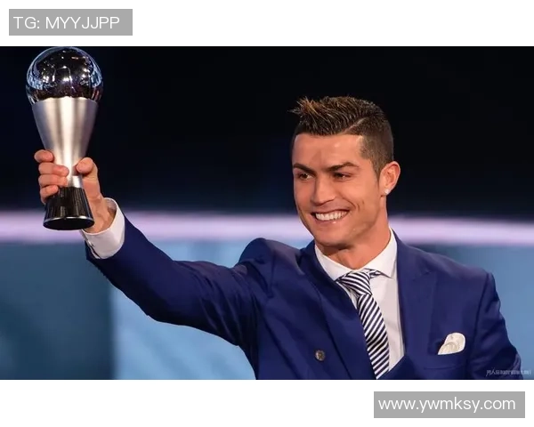 精选足球明星穿搭推荐 让你也能拥有球场风范的时尚裤子选择